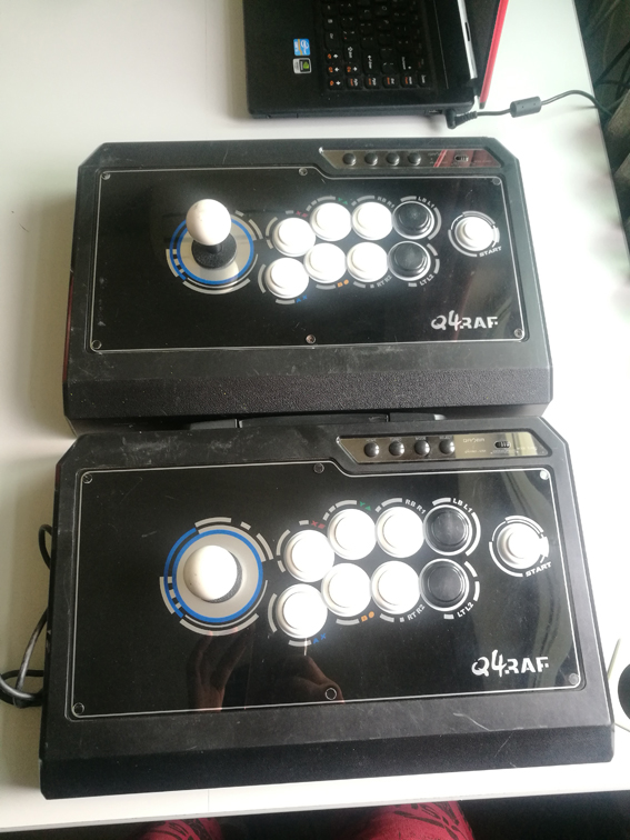 拳霸最新?lián)u桿，小巷中的秘密拳擊樂(lè )園探秘