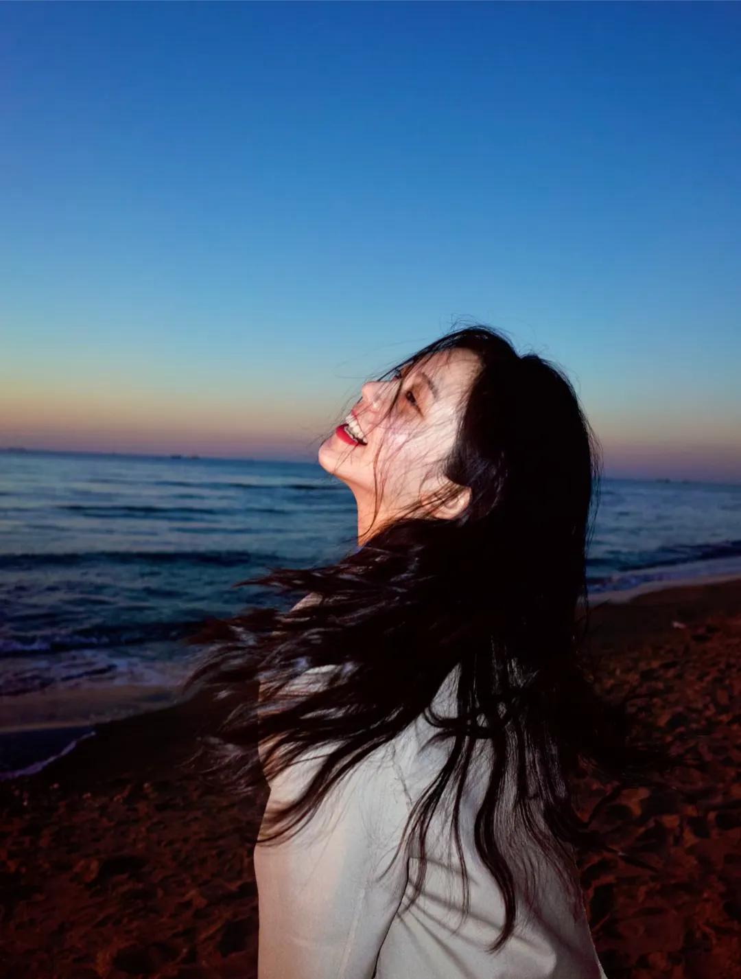 歐美最新背影頭像，引領(lǐng)時(shí)尚潮流的新寵