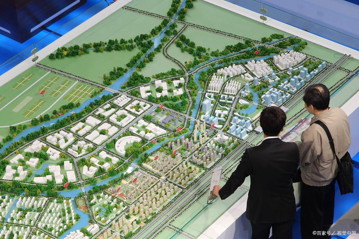 明覺(jué)2024最新規劃，家的溫馨與友情紐帶，未來(lái)生活的奇妙展望