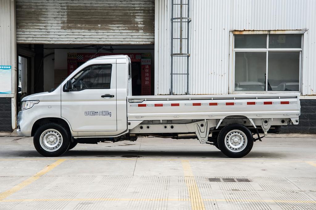 微卡拉貨最新規定，塑造貨運行業(yè)新格局的關(guān)鍵力量