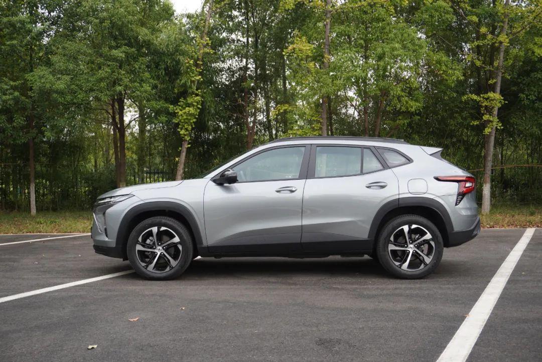 雪弗萊最新款，開(kāi)啟一段溫馨的駕駛之旅