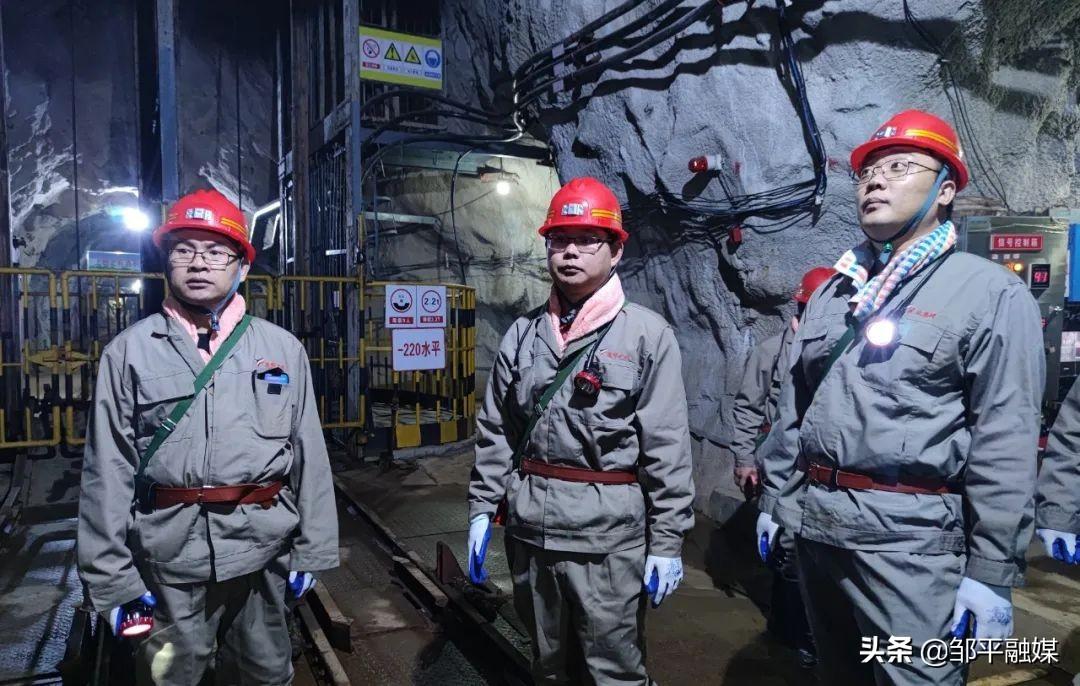 最新煤礦外包隊招工信息，開(kāi)啟礦業(yè)職業(yè)之門(mén)