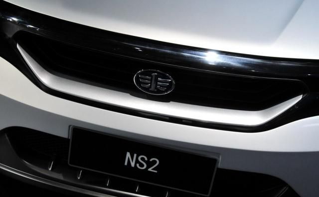 夏利NS2最新動(dòng)態(tài)揭秘，小巷中的隱藏瑰寶