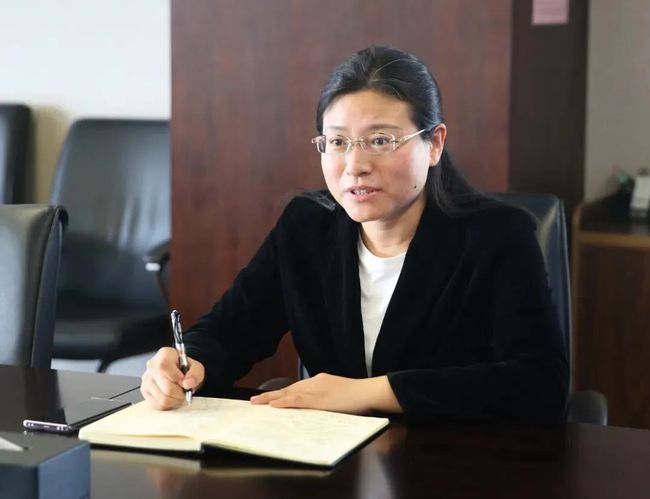 中石油方朝亮，石油傳奇的日常與最新動(dòng)態(tài)