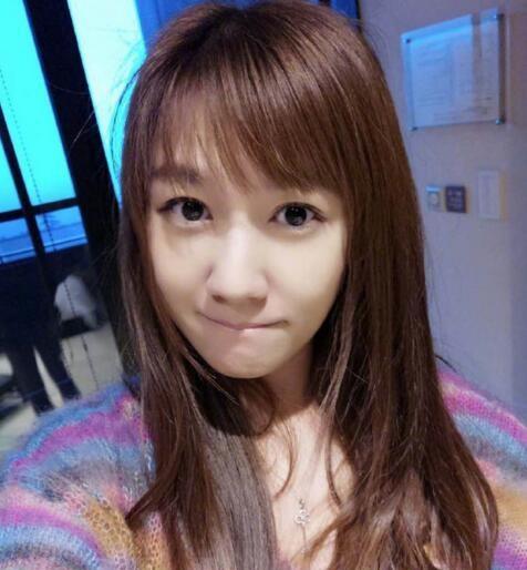 小蒼最新直播，探秘小巷獨特風(fēng)味小店之旅