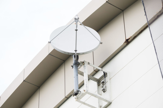 技術(shù)革新與觀(guān)眾體驗，電視最新天線(xiàn)觀(guān)點(diǎn)碰撞記