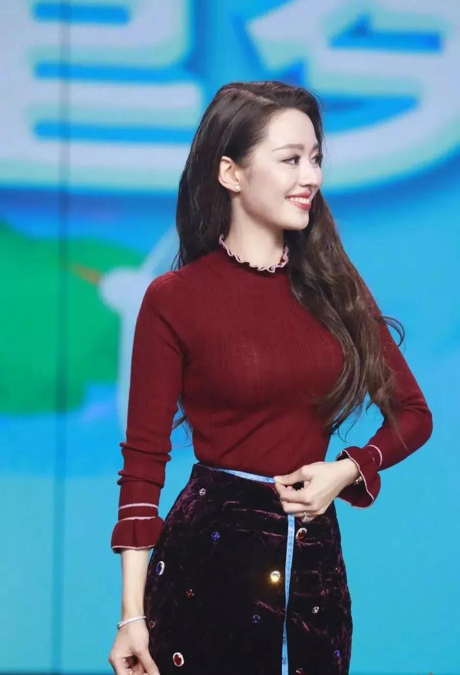 最新女星視頻，星光變化中的自信與成就力量