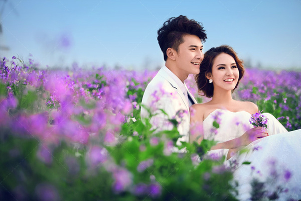 秋霞最新婚,秋霞最新婚，一場(chǎng)自然美景的探索之旅