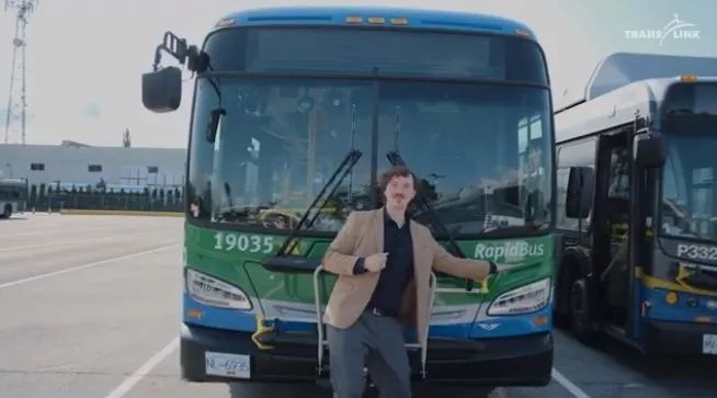 探索隱藏小店，最新快車(chē)帶你領(lǐng)略小巷深處的獨特風(fēng)味