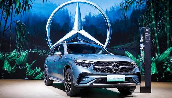 GLC350奔馳最新報價(jià)，購車(chē)之旅的溫馨指南