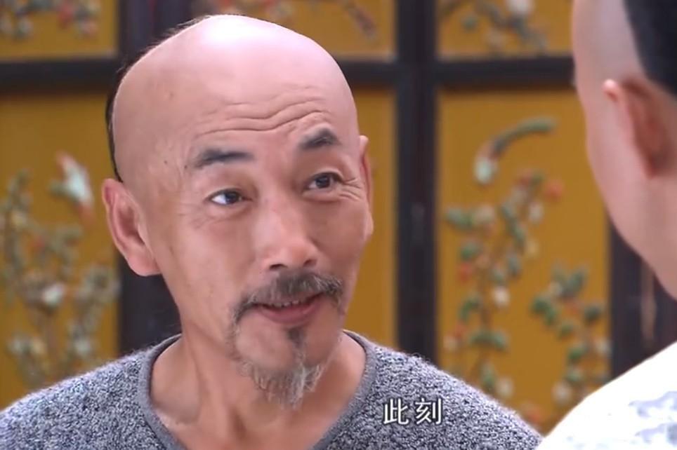 最新剿匪劇與巷弄深處的特色小店，探秘背后的故事