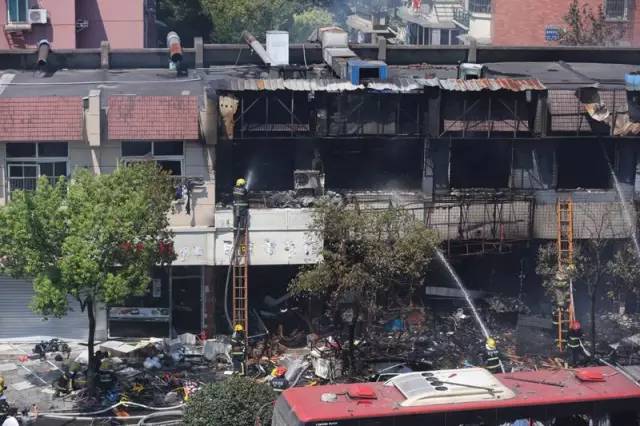 杭州爆炸事件最新圖片，溫馨日常小故事回顧