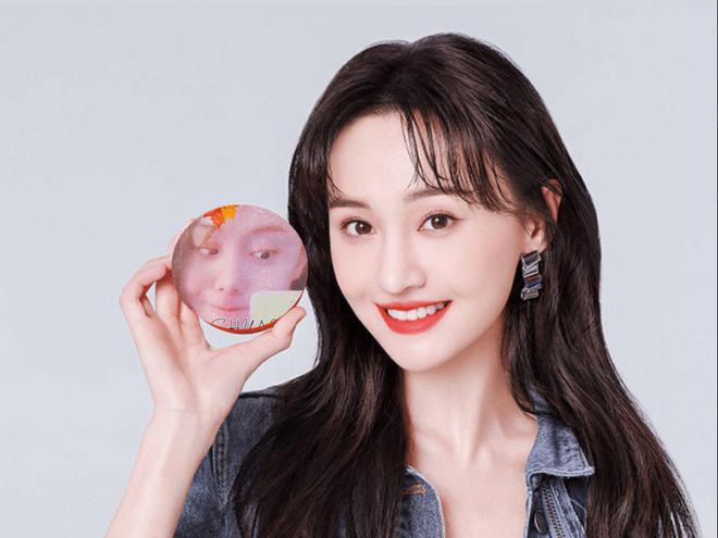 鄭爽2025最新動(dòng)態(tài)，蛻變之路，自信照亮未來(lái)成就展望