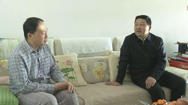 時(shí)政新聞速遞，最新動(dòng)態(tài)大揭秘，新鮮資訊不容錯過(guò)！
