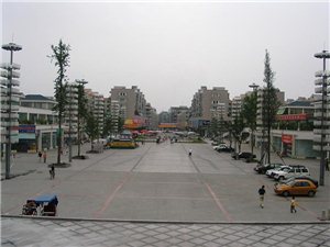彭山貼吧最新動(dòng)態(tài)，科技新浪潮引領(lǐng)智能產(chǎn)品重磅登場(chǎng)！