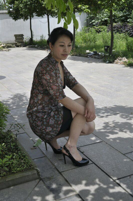 最新熟女論壇免費，自信與成就感的蛻變，熟女們的勵志前行之路！