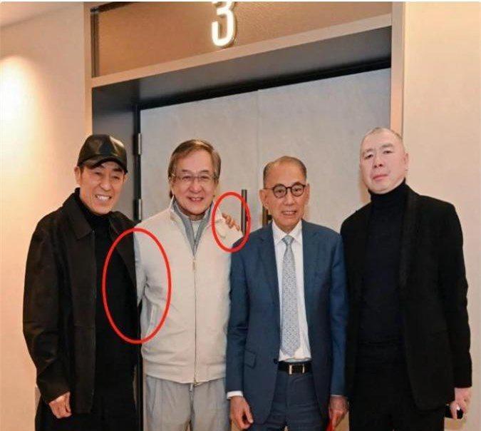 成龍最新動(dòng)態(tài)揭秘，小巷深處的驚喜探索之旅（2025年）
