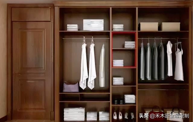 最新衣柜格局揭秘，探索秘密，感受溫馨故事
