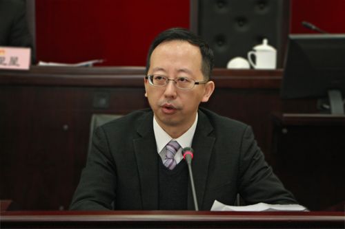 松江區長(cháng)引領(lǐng)科技革新，打造未來(lái)生活新篇章啟航